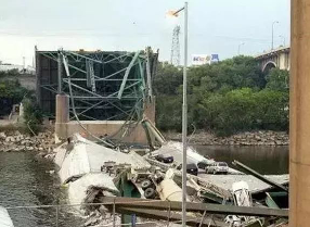 桥梁养护不足，密西西比河大桥坍塌