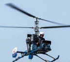 山西农民花五年时间造出直升机，飞上3000米高空
