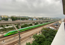 京沪铁路的电气化工程 提高铁路运输能力