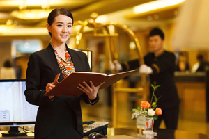 课程标准：酒店管理与数字化运营专业《现代饭店管理实务》课程标准