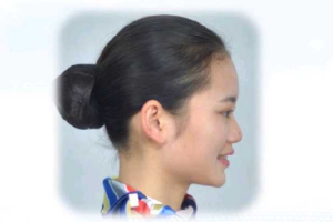 <em>民航</em><em>服务</em><em>礼仪</em>——<em>女性</em><em>盘发</em><em>要求</em>——侧面