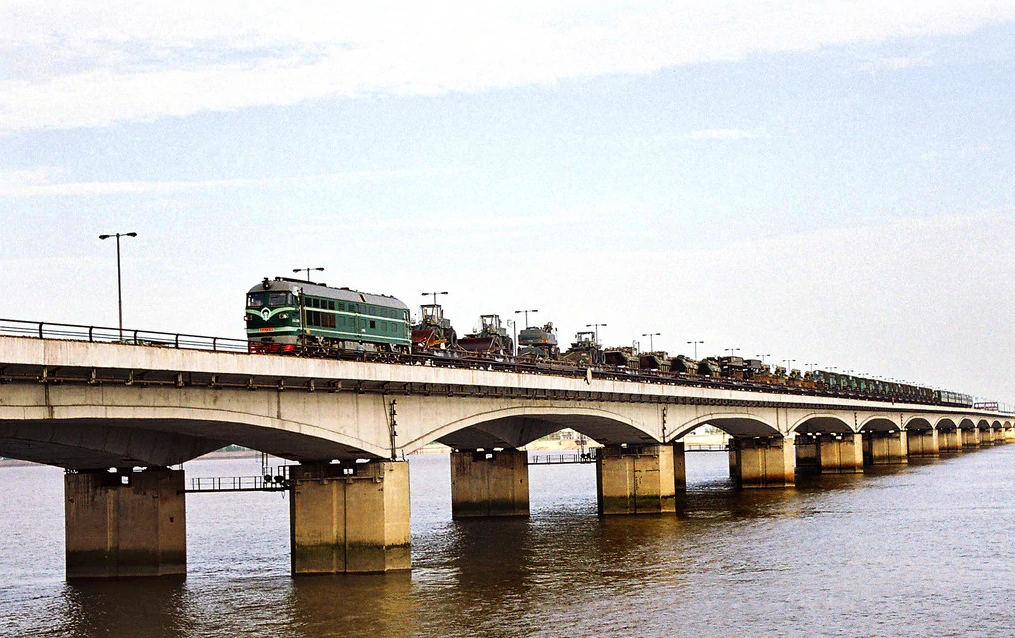 杭州钱塘江二桥——世界强涌潮河段上第一座桥梁