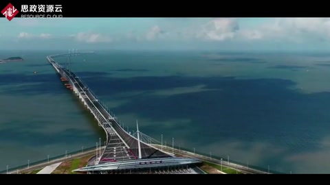 为何港珠澳大桥会修建成一条弯曲的曲线，这样有什么好处呢？ 