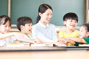 法学、社会工作、汉语言文学专业：《学前教育学—幼儿园环境创设》课程思政案例