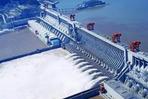 长江上第一座大型水电站—葛洲坝水电站