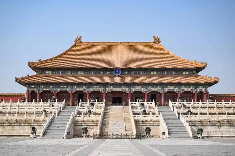 <em>通</em><em>识</em><em>课</em>：《<em>中国历史</em>—第八<em>单元</em>辛亥革命<em>与</em>民国初年<em>的</em>社会 <em>第</em>18<em>课</em>北洋军阀<em>的</em><em>统治</em>》<em>课程</em><em>思</em><em>政</em><em>案例</em>