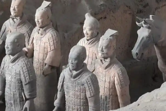 <em>通</em><em>识</em><em>课</em>：《<em>中国</em><em>历史</em>—<em>第</em>2<em>课</em>  春秋战国<em>的</em><em>历史</em>巨变》<em>课程</em><em>思</em><em>政</em><em>课堂教学</em><em>设计</em>