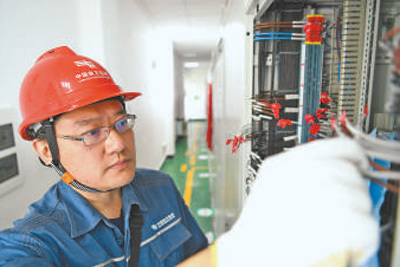 王磊：<em>潜心</em><em>钻研</em> 技术攻关